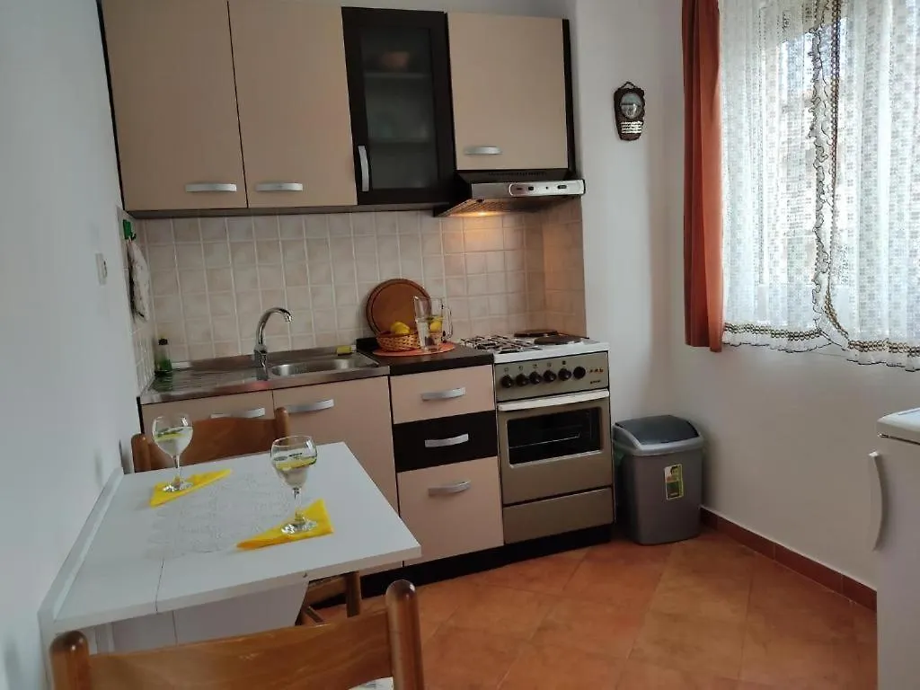 Apartments Josip Poreč 0*,  Croacia