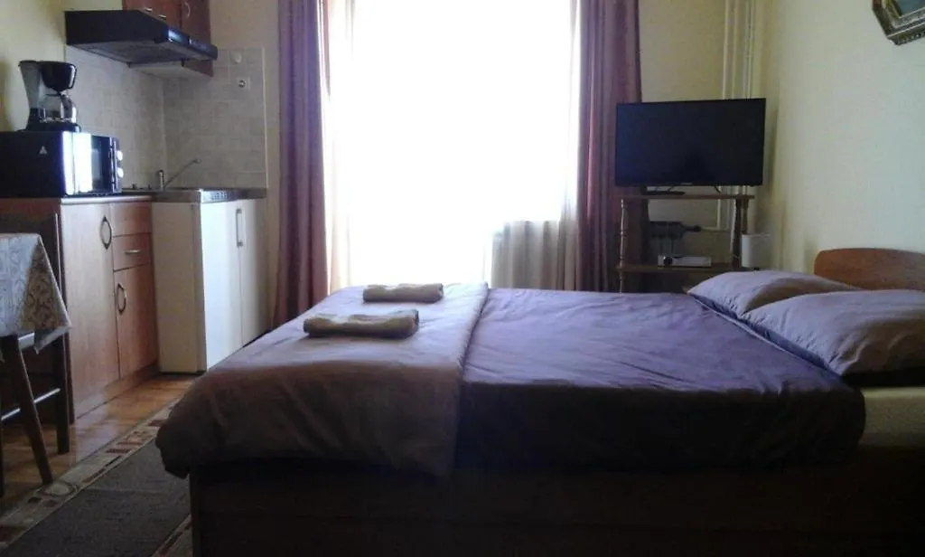 Apartments Josip Poreč 0*,  Croacia